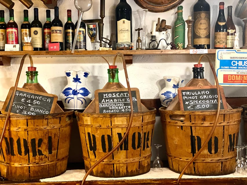 Venice: Cicchetti Street Food and Sightseeing Walking Tour - Hidden bàcari-style stops: where the cicchetti experience happens