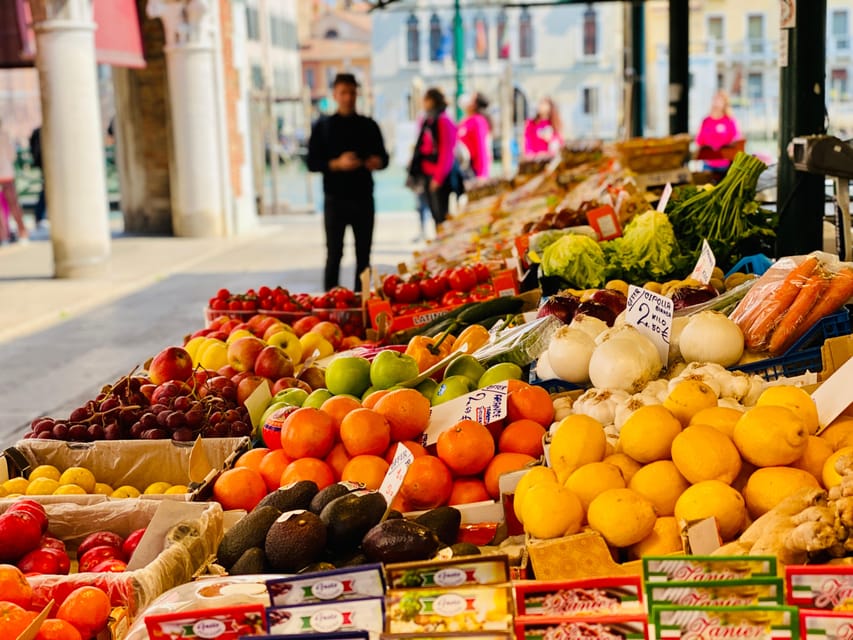 Venice: Cicchetti Street Food and Sightseeing Walking Tour - Price and value: is $46 per person fair in Venice?