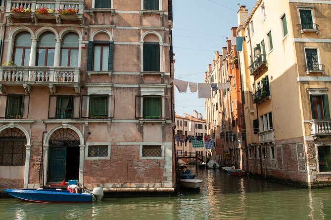 Venice City Center Exclusive Guided Walking Tour - Key highlights you’ll feel right away