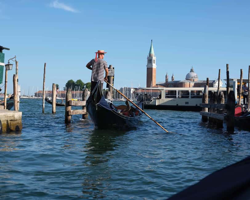 Venice: City Center Walking Tour & Iconic Gondola Ride - Palazzo Grimani, Campo Santi Giovanni e Paolo, and Santa Maria dei Miracoli