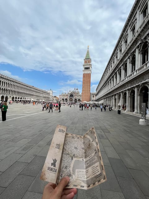 Venice City Escape: "Hunting for L'Omo dal Capelon" - Where you start: Calle Bergami 917, S. Croce