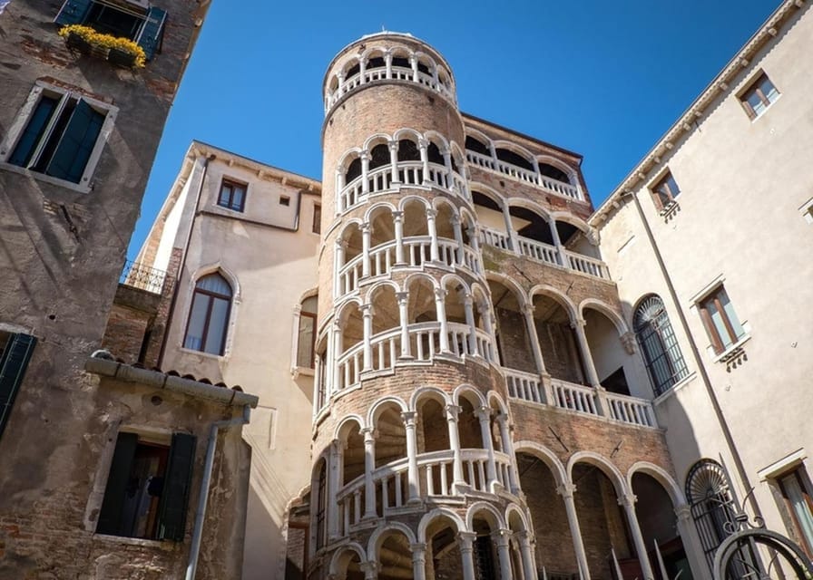 Venice: City Highlights and Hidden Gems Walking Tour - Why San Marco is the best place to start