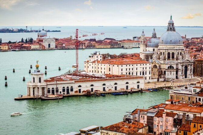 Venice City Self Guided Walking Tour with an APP - Bridge of Sighs and Calle dei Fabbri: prison symbolism and working streets