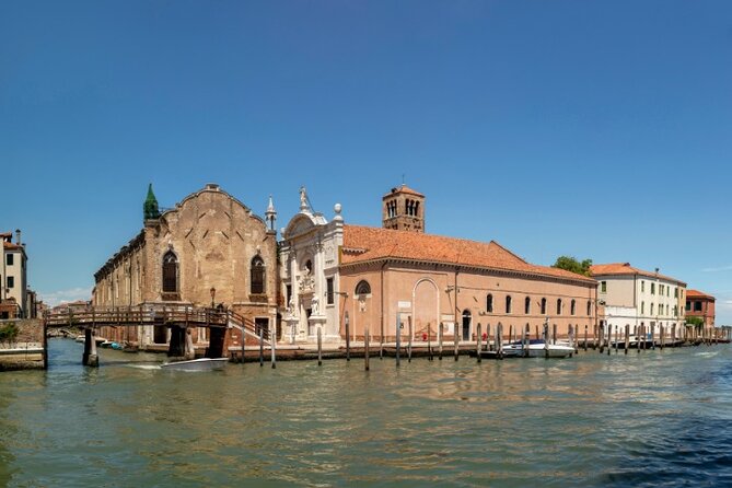 Venice City Self Guided Walking Tour with an APP - Ponte dei Fuseri and Carta Gate: 400-bridge Venice and a sharper city edge