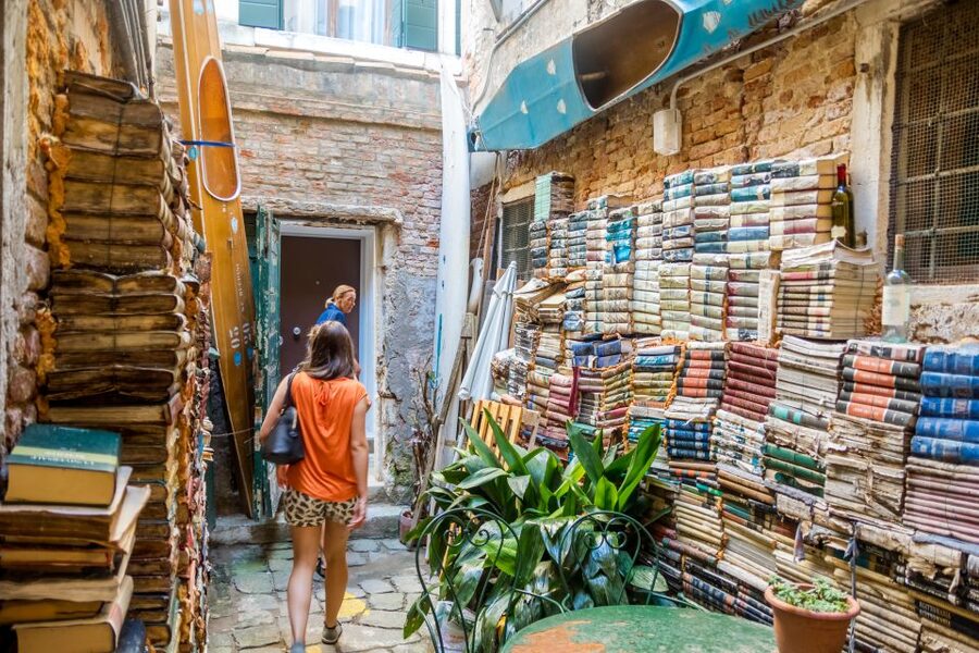 Venice: City Tour & Skip the Line for St. Mark's Basilica - Marco Polo’s footsteps—and why the tour mentions where he lived and worked