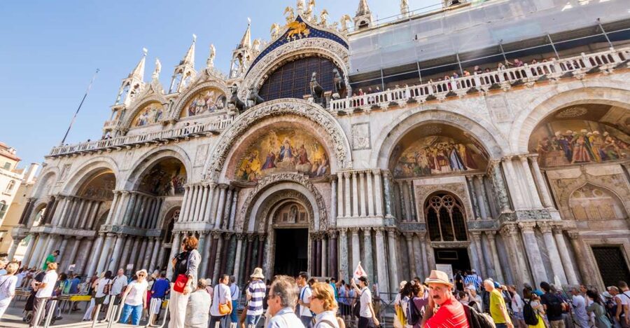 Venice: City Tour & Skip the Line for St. Mark's Basilica - St. Mark’s Basilica with skip-the-line: what you actually gain