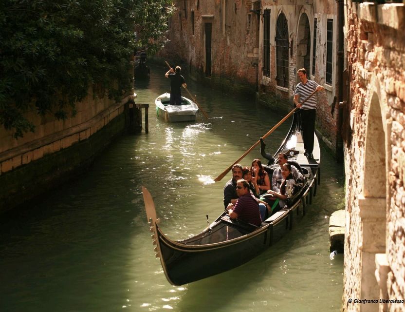 Venice Combo: Gondola, St. Mark’s Basilica Pala d'Oro option - Who this tour suits best