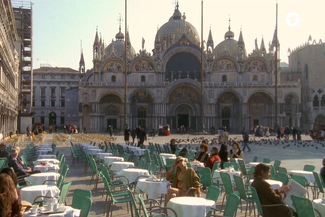 Venice Commissario Brunetti and Donna Leon: Walk His Beat - Strada Nova bar stop: chocolate ice cream and the pleasure of specific places