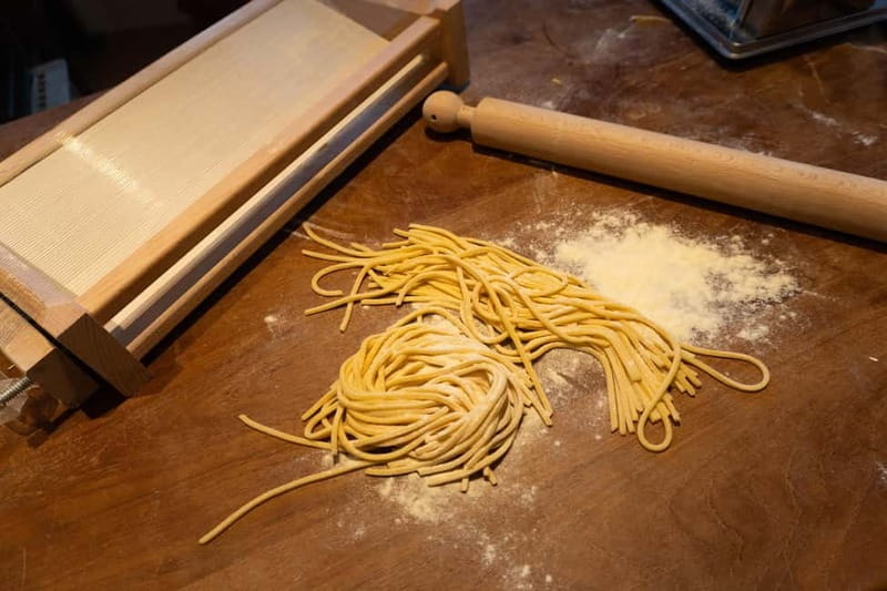 Venice: Cooking Class + Guitar Concert at Chef's Francesco - Live Guitar in Venezia: How the Music Fits the Meal
