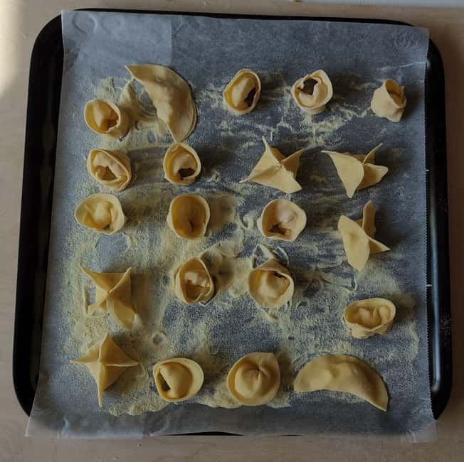 Venice: Cooking Class with Tiramisu and Pasta Making - Logistics in Venice: stairs, shoes, and how to avoid a sore evening