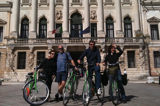 Venice Countryside Bike Tour - Riding Through the City, Then Dropping Into Countryside Quiet