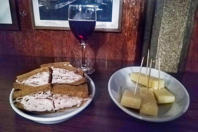 Venice Dinner Food Tour around Jewish Ghetto & Cannaregio Quarter - Small-Group Comfort and Smart-Casual Reality