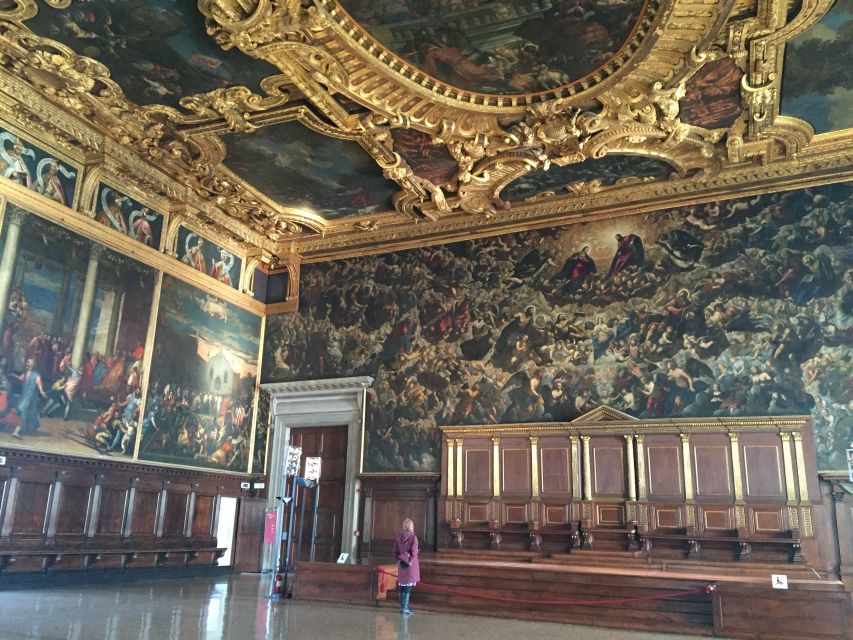 Venice: Doge's Palace and Basilica Tour with Gondola Ride - Should you book this Doge’s Palace + Basilica + Gondola tour?