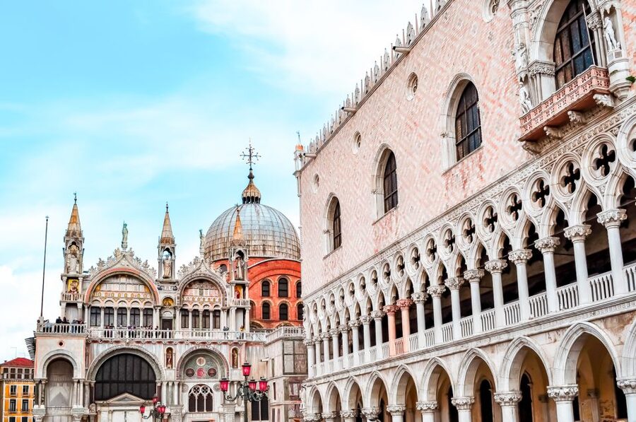Venice: Doge's Palace and St. Mark's Basilica Tour - The flow of your 2.5–3 hour visit: palace first, basilica second