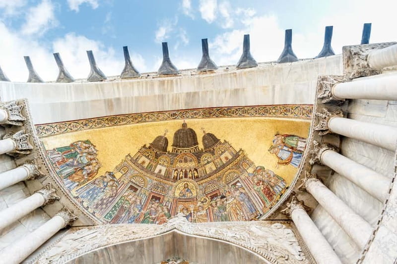 Venice: Doge's Palace and St Mark's Basilica Walking Tour - How to make your visit feel smoother