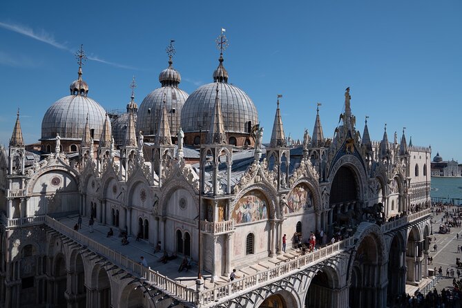 Venice: Doge's Palace and St. Mark's Guided Tour with Entry - The guided experience: pacing, language, and comfort tips
