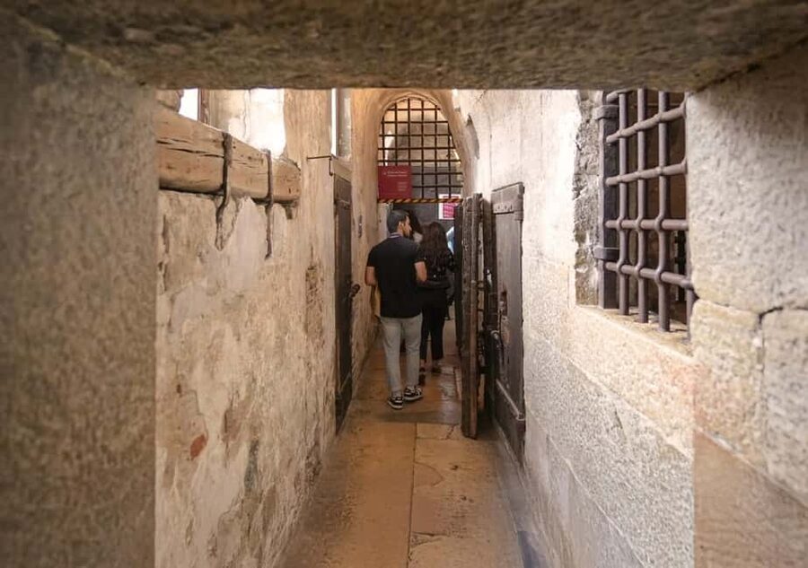 Venice: Doge's Palace and St Mark's Tour with Gondola Ride - Who this tour suits best (and who should skip it)