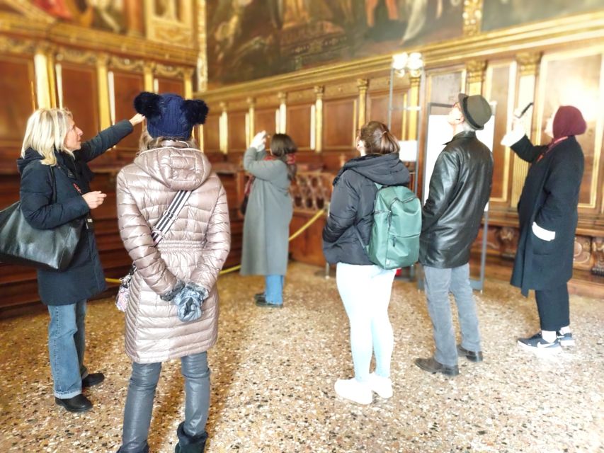 Venice: Doge's Palace Guided Tour with Optional Gondola Ride - Correr Museum and the included extras you can use later