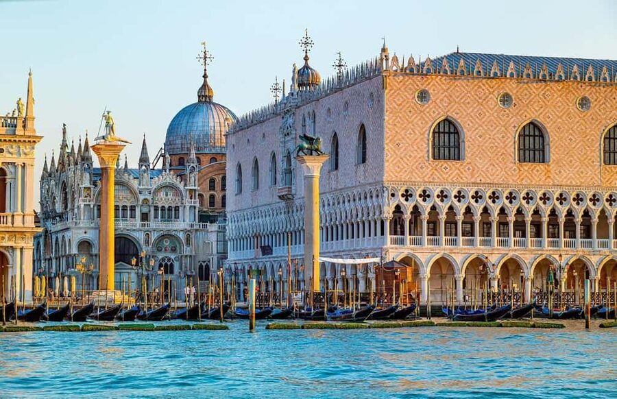 Venice: Doge's Palace Guided Tour with Optional Gondola Ride - The gondola add-on: worth it or just extra?
