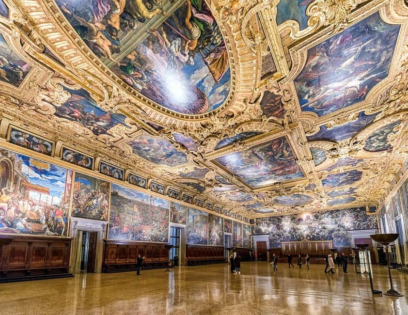 Venice: Doge's Palace Guided Tour with Optional Gondola Ride - Getting the timing right in Venice