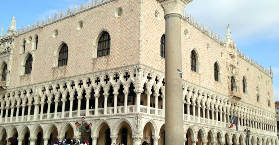 Venice: Doge's Palace & Saint Mark's Small Group Tour - Key points to know before you go
