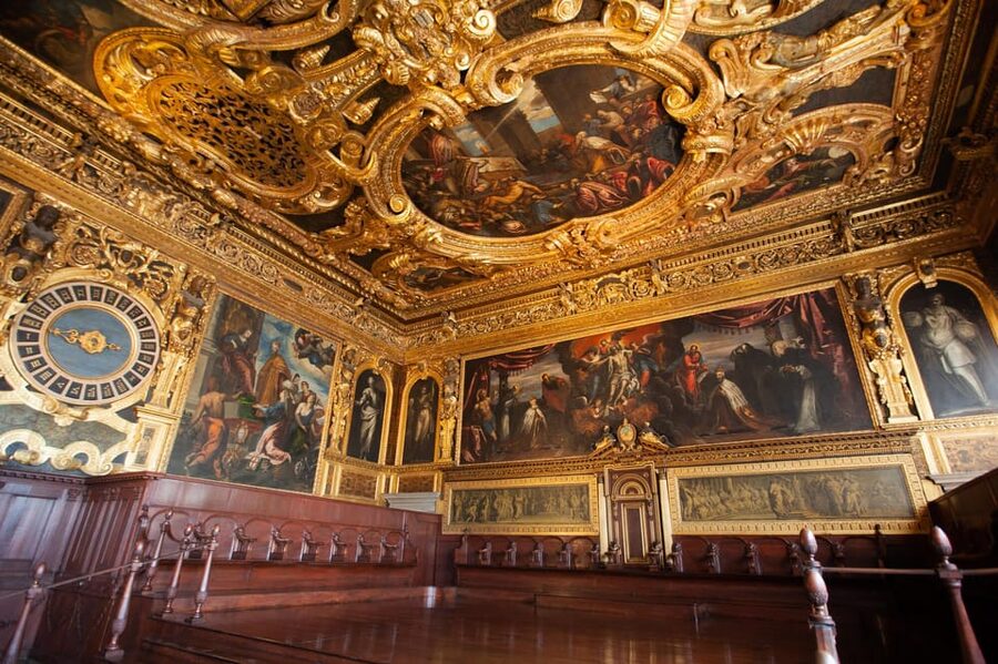 Venice: Doge's Palace Secret Itineraries Guided Tour - Getting Oriented at the Doge’s Palace Start Point