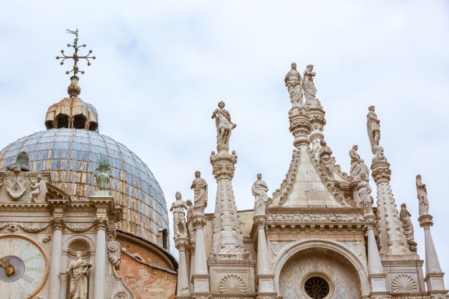Venice: Doge's Palace Skip-the-Line Tour with Prisons - Language options: what to do if the audio or accent is a factor