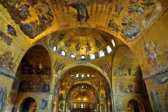 Venice Doge's Palace & St. Mark's Semi-Private Tour, Max 6 People - Starting in Piazza San Marco: where your timing really matters