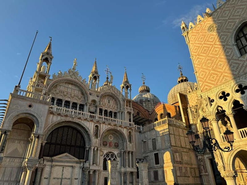 Venice: Doge’s Palace with Optional St.Mark's Basilica Entry - Audio guide and smartphone setup: don’t let tech ruin the day