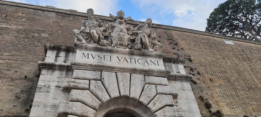 Venice: Early Morning Walking Tour with Local expert - Meeting at San Zaccaria Church: The Easiest Way to Start