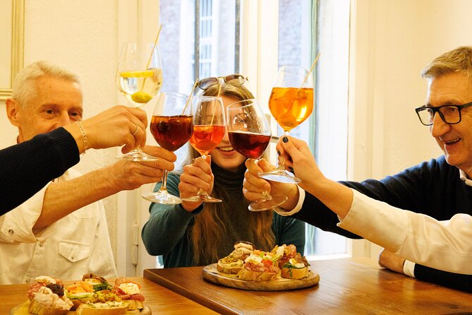 Venice Evening Food Tour: Bites, Drinks & Sit-Down Dinner - Stop 2: Strada Nova Fish Cicchetti Plus an Ombr a