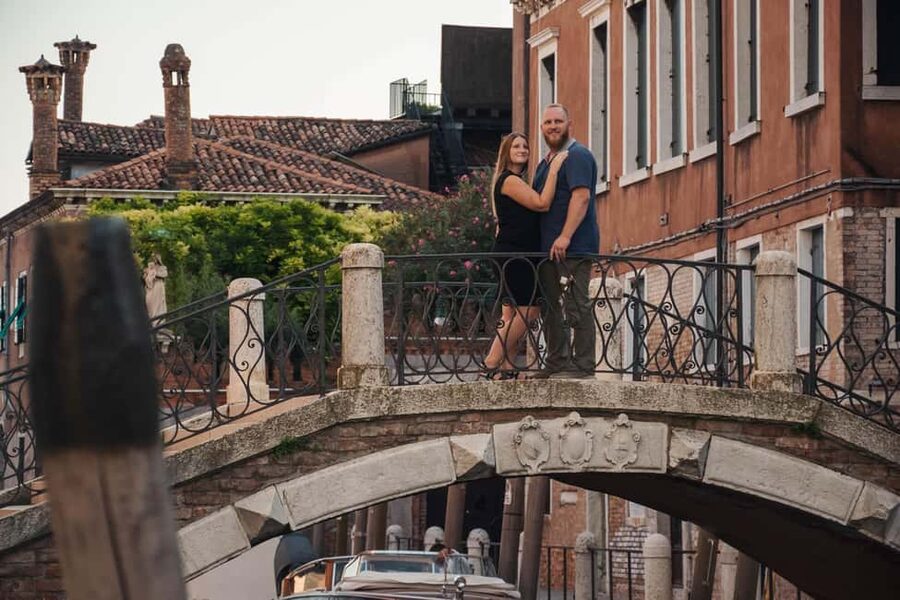 Venice: Exclusive Photoshoot in Hidden Locations - Getting Rialto, the Fish Market, and Grand Canal Views in One Session