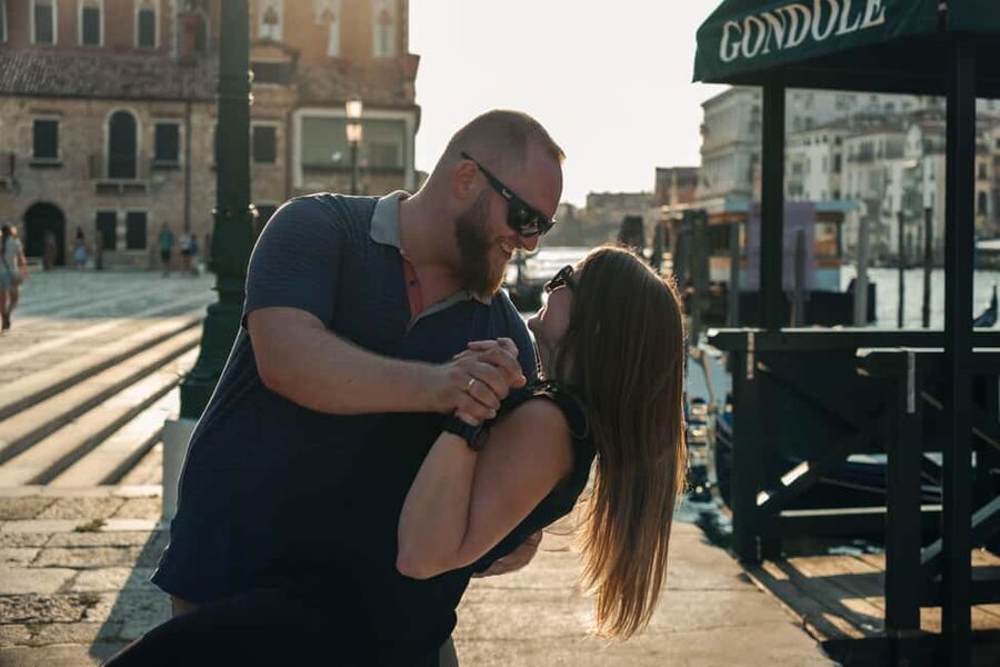 Venice: Exclusive Photoshoot in Hidden Locations - The Editing Promise: What You’ll Receive and When