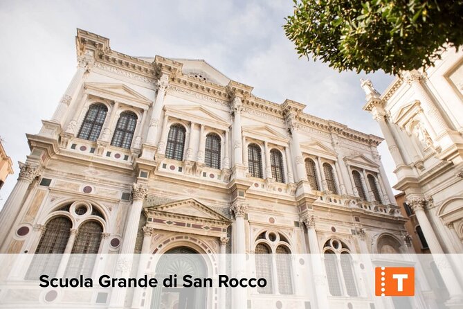 Venice Explorer Pass: Gondolas, Museums & Island Tours - Bonus architecture stop: the Bovolo spiral staircase