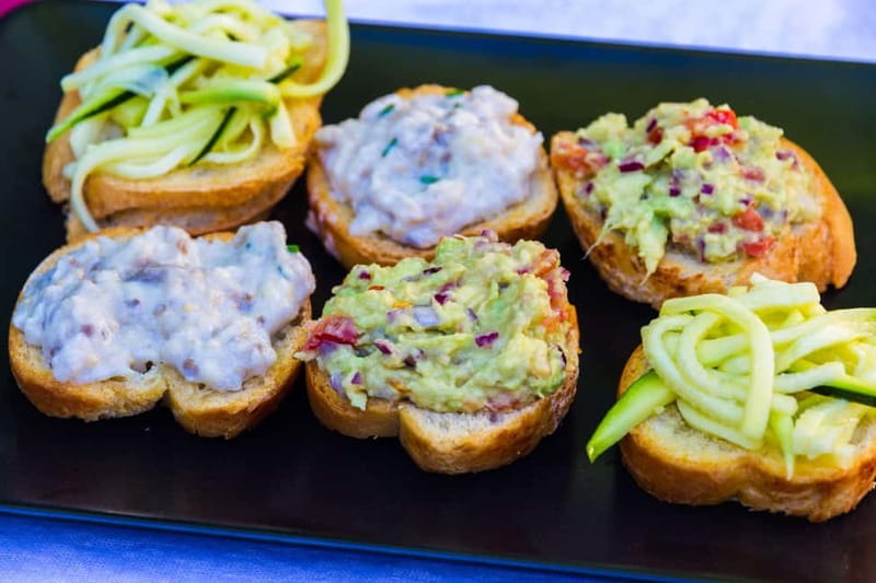 Venice: Food and Wine Walking Tour with a Local Guide - Guide Style That Helps You Eat Like a Local