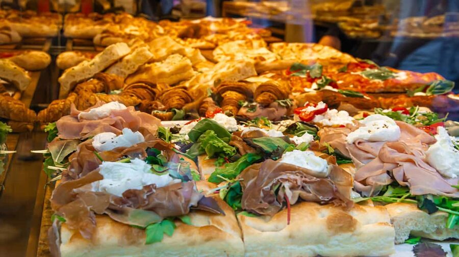 Venice: Food Tasting Tour with Cicchetti and Wine - Getting Oriented at Campo San Giacomo di Rialto