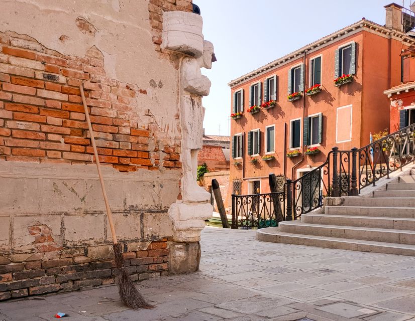Venice: Ghetto Highlights and Cannaregio Walking Tour - The Jewish Ghetto Section: Venice’s Hard History on Real Streets