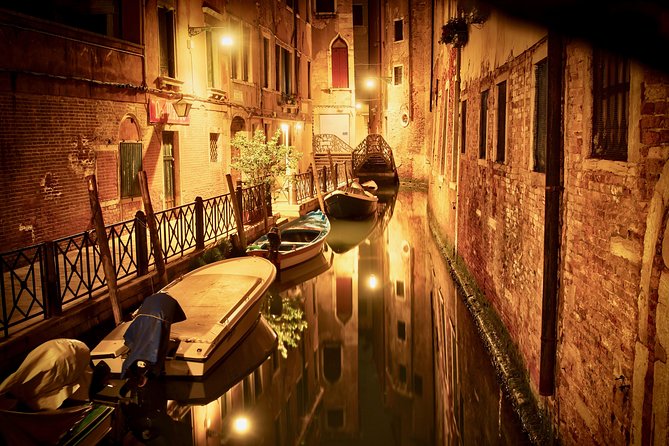 Venice Ghost & Legends Walking City Tour - Cannaregio at night: the real payoff for getting oriented