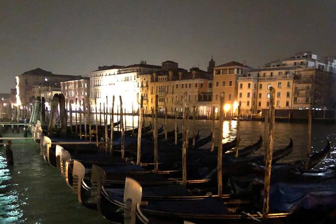 Venice: Ghosts and Legends Evening Private Walking Tour - Transfers and Pickup: How to Avoid Getting Caught by Venice Timing