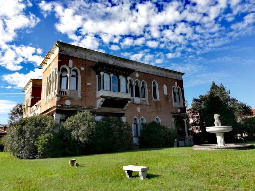 Venice: Giudecca Island Discover Walking Tour - Languages, Private Group Feel, and How the Guide Shapes the Day