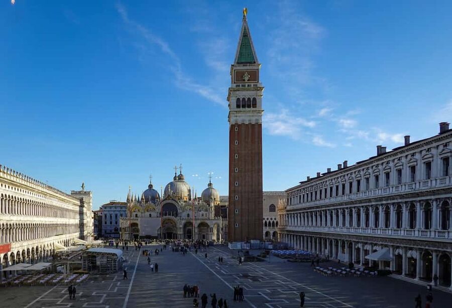 Venice: Glass Factory Visit & St. Mark’s Square Audio Tour - Key reasons this is worth your time