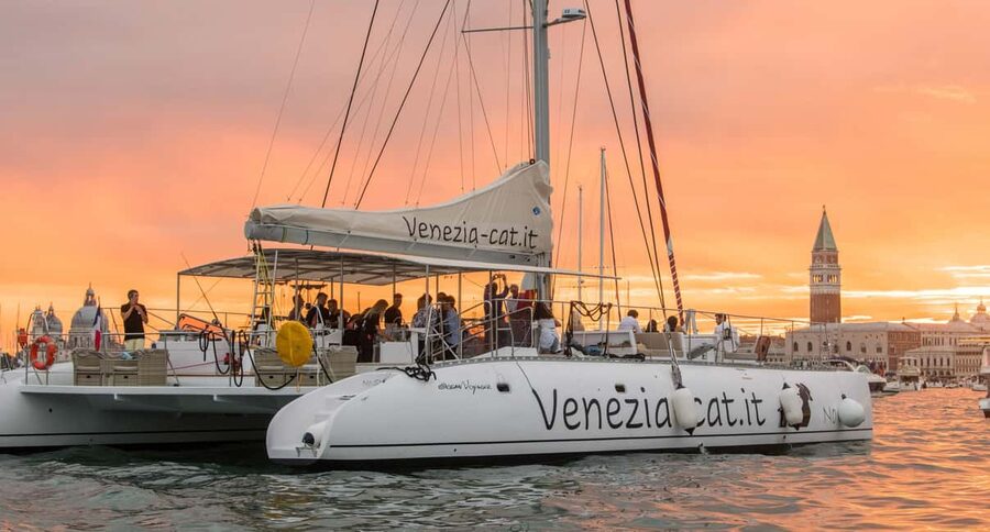 Venice: Golden Hour Cruise with Classical Music & Cocktail - Finding The Catamaran Near San Marco and Arsenale