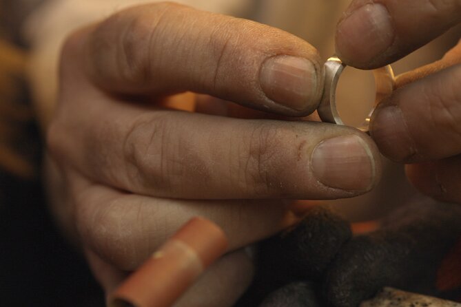 Venice : Goldsmith's Workshop - Make Your Own Ring in 925 Silver - Make a 925 Silver Ring in Venice, Step by Step