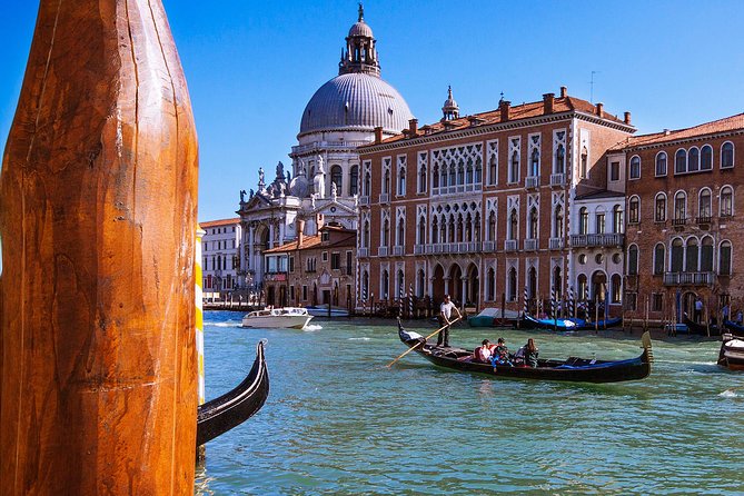 Venice Gondola Experience - Weather, High Tide, and Your Best Plan for Backup