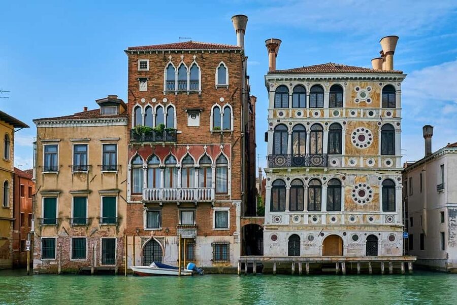 Venice: Gondola Ride Along Grand Canal and Hidden Corners - Why 30 Minutes on a Gondola Fits Venice