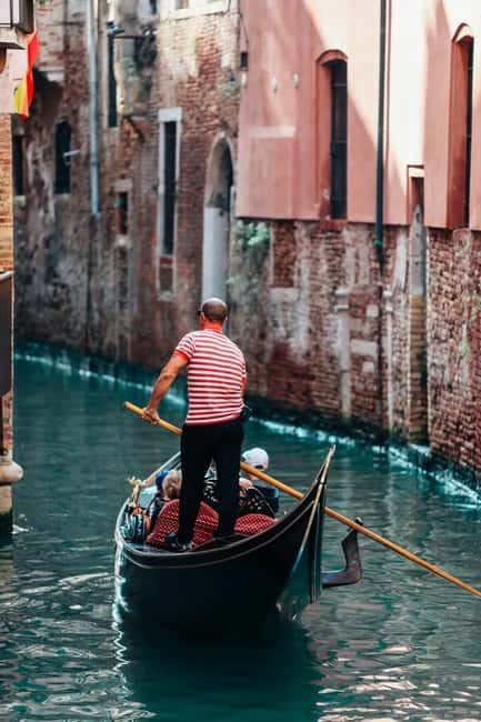 Venice: Gondola Ride under the Bridge of Sighs and Premium Audio Guide - Key highlights to know before you go