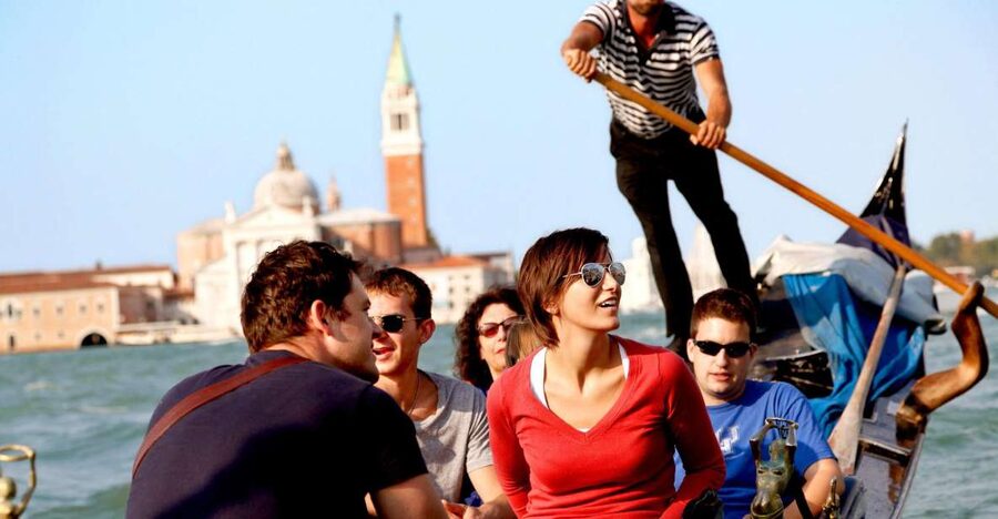 Venice: Gondola Ride with Live Guide or Audio Guide - Key highlights worth your attention