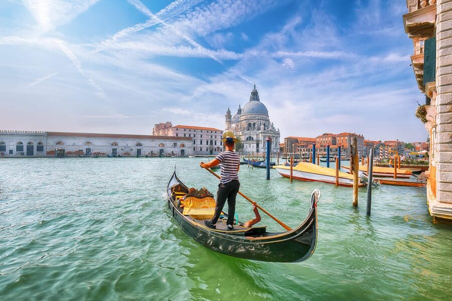Venice: Gondola Ride with Live Guide or Audio Guide - The 20-minute intro: why it makes the whole ride better