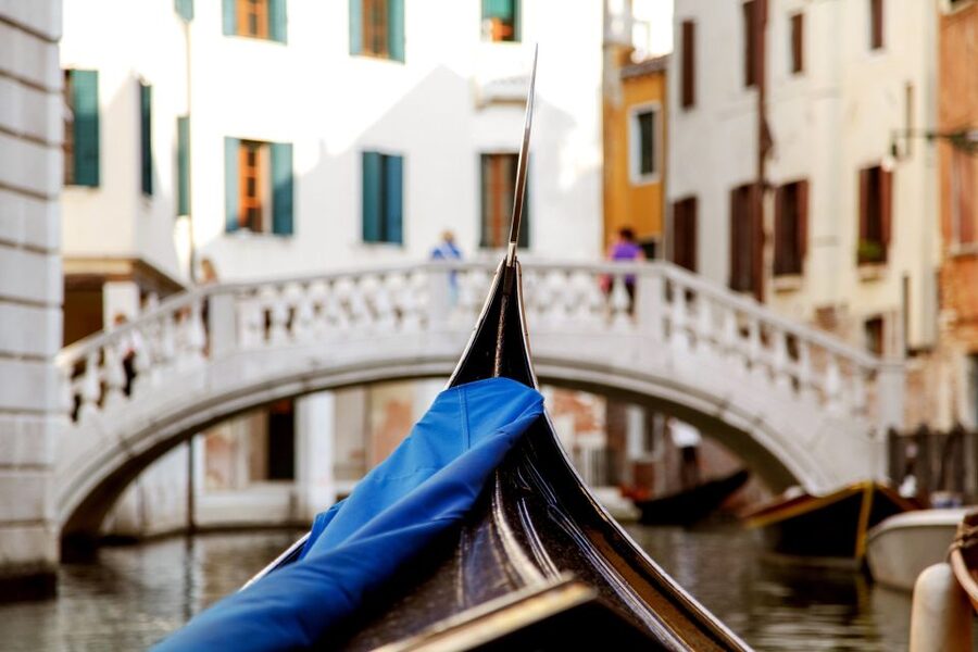 Venice: Gondola Ride with Live Guide or Audio Guide - Comfort, boarding, and what to do if you’re anxious
