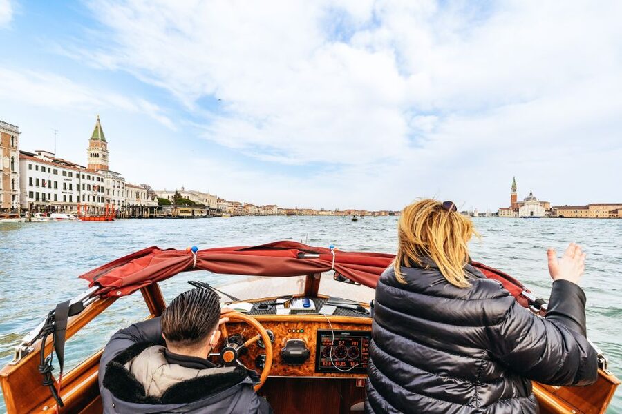 Venice: Grand Canal Boat Tour - Della Costituzione Near Calatrava: The Modern Moment You’ll Remember